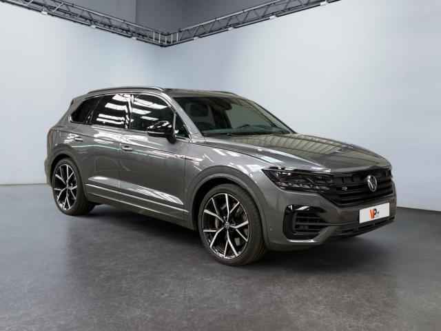 Volkswagen Touareg image 1