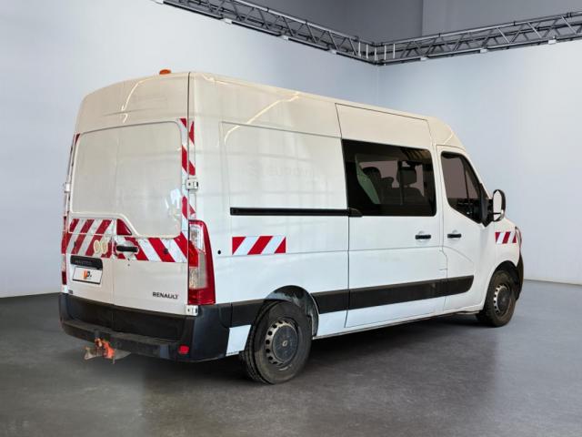 Renault Master image 2