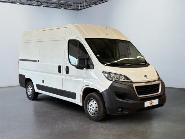 Peugeot Boxer image 1