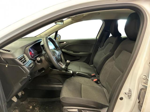 Renault Clio image 2