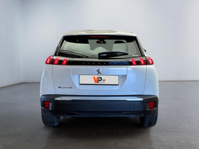 Peugeot 2008 image 2