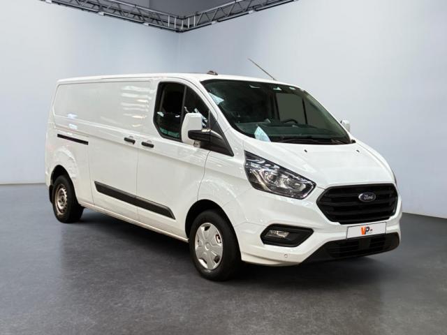 Ford Transit Custom image 3