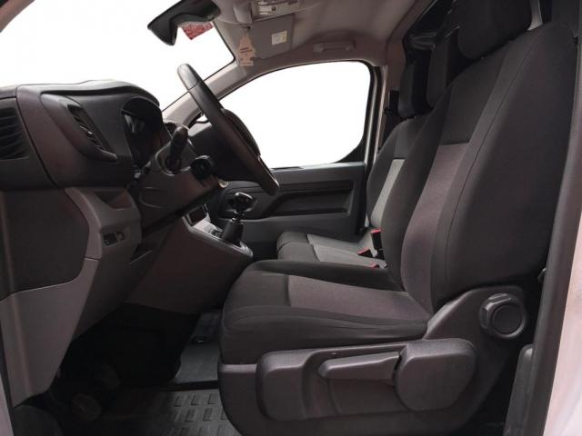 Peugeot Expert image 2