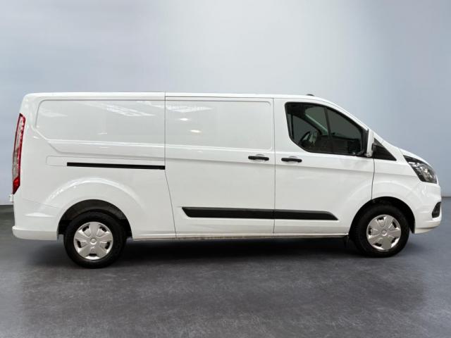 Ford Transit Custom image 4