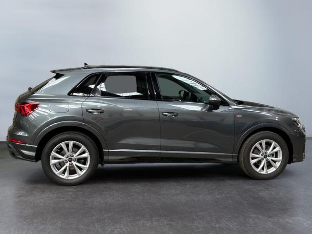 Audi Q3 image 7