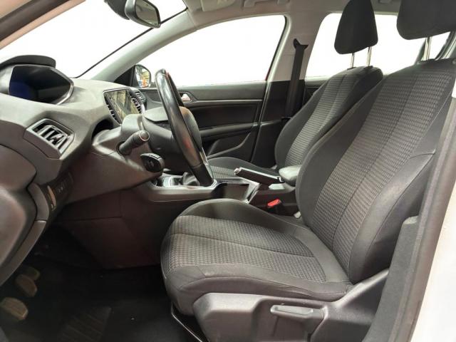 Peugeot 308 image 3
