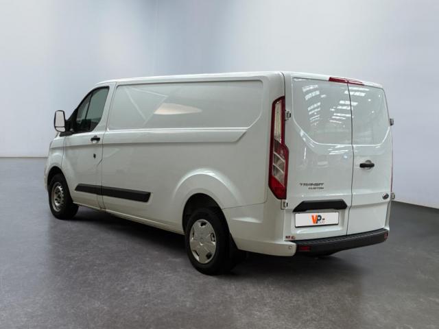 Ford Transit Custom image 4