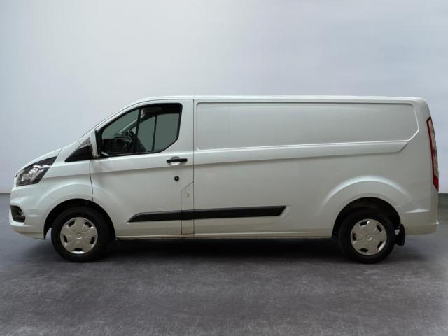 Ford Transit Custom image 2