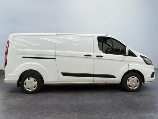 Ford Transit Custom image 4