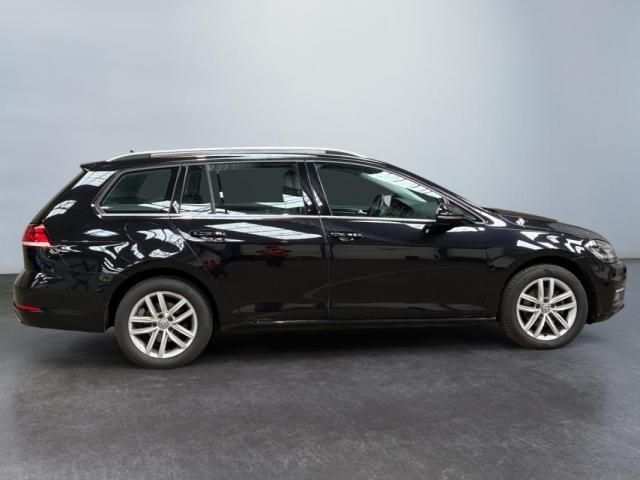 Volkswagen Golf Sw image 8