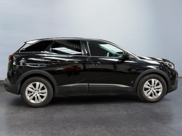 Peugeot 3008 image 2
