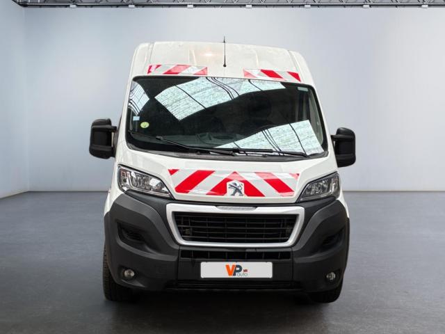 Peugeot Boxer image 1