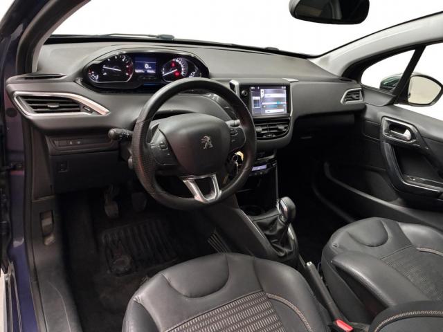 Peugeot 208 image 5