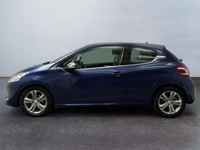 Peugeot 208 image 7