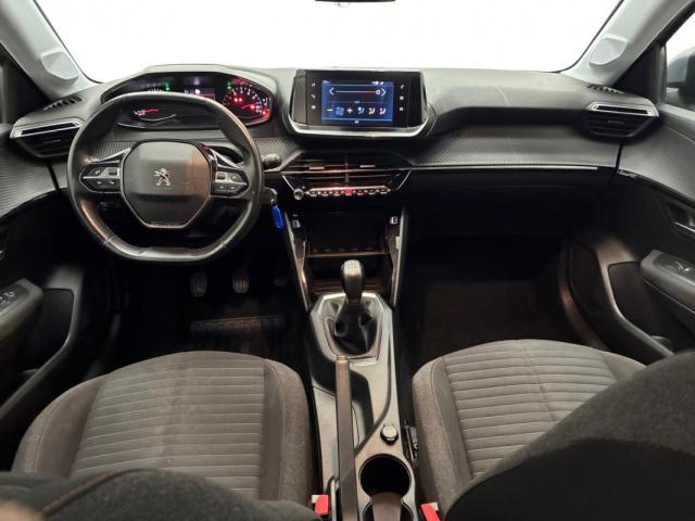 Peugeot 208 image 8