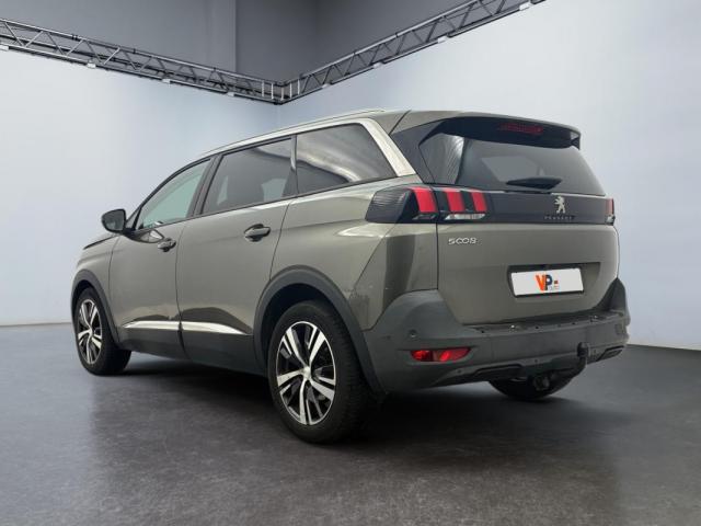 Peugeot 5008 image 6
