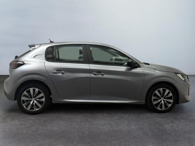 Peugeot 208 image 6