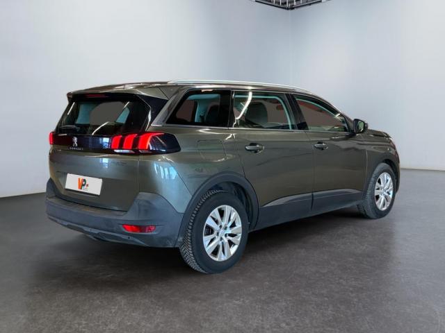 Peugeot 5008 image 4