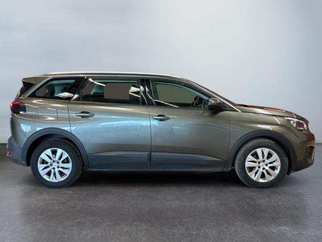 Peugeot 5008 image 5
