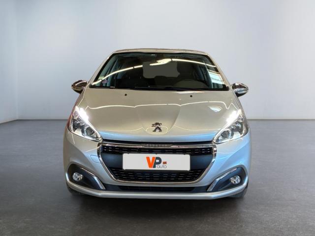Peugeot 208 image 2