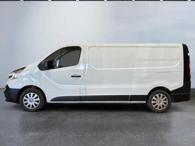 Renault Trafic image 2