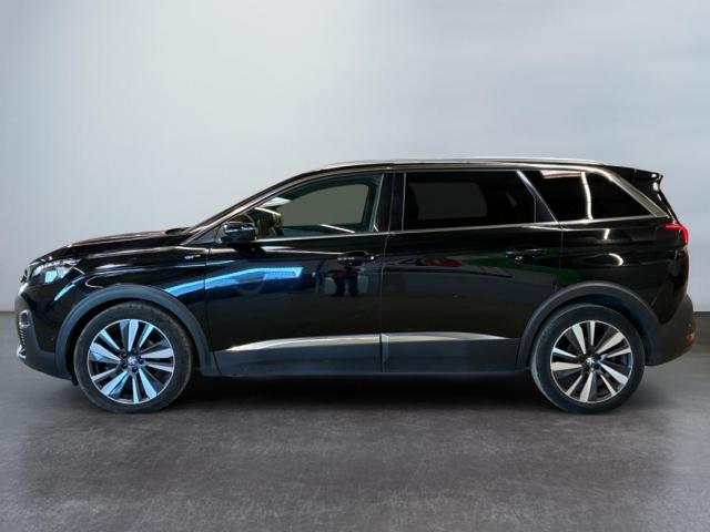 Peugeot 5008 image 2