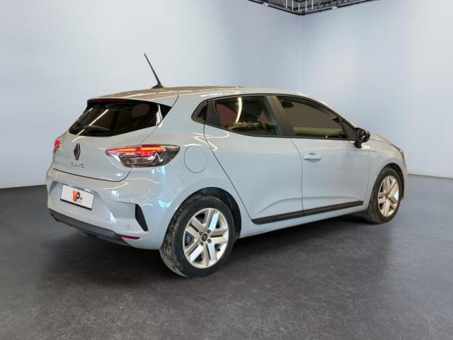 Renault Clio image 2