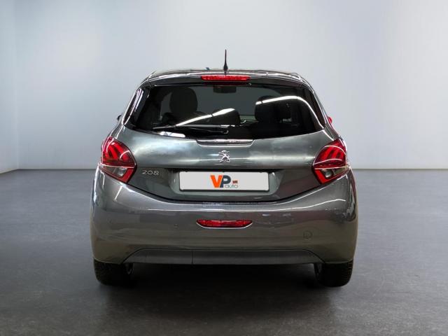 Peugeot 208 image 1