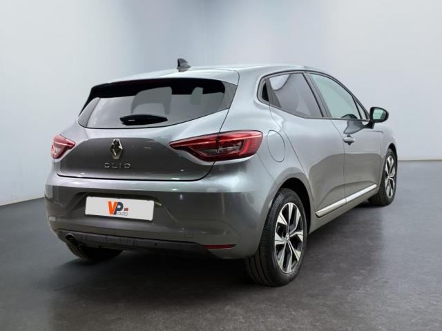 Renault Clio image 2