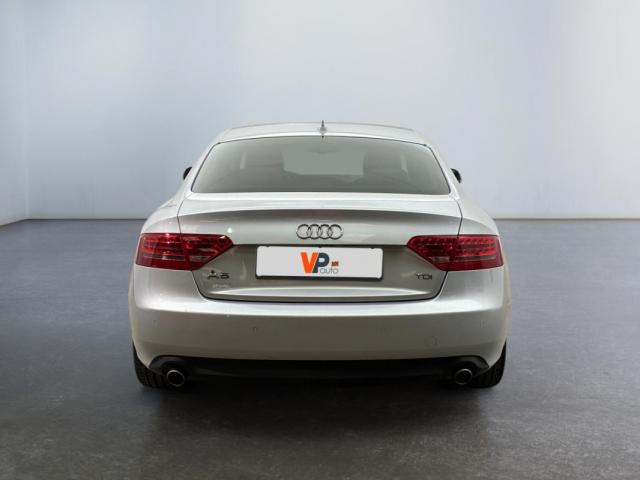 Audi A5 image 2