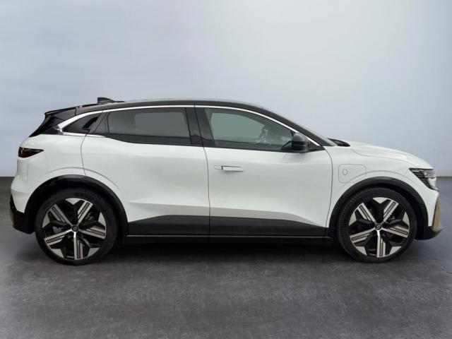 Renault Mégane E-Tech image 4