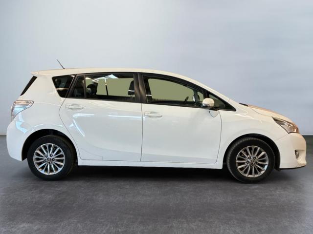 Toyota Verso image 6
