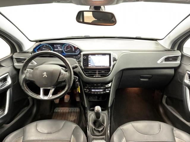 Peugeot 2008 image 9