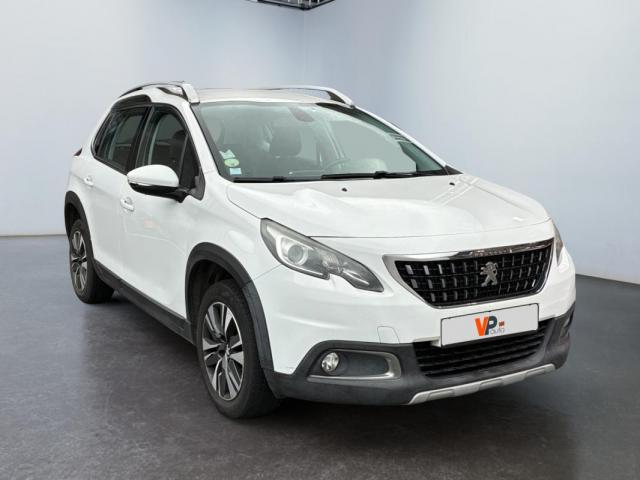 Peugeot 2008 image 2