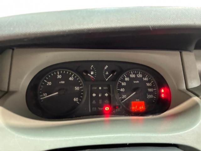 Renault Trafic image 8