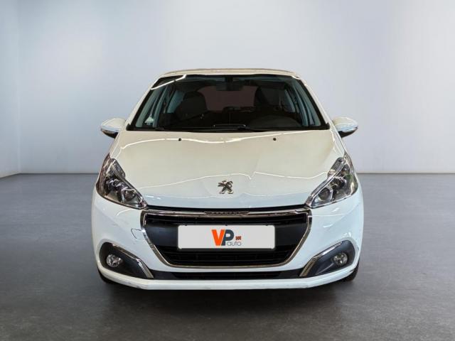 Peugeot 208 image 1