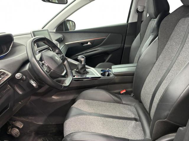 Peugeot 3008 image 9