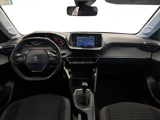Peugeot 208 image 9