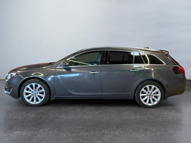 Opel Insignia Sports Tourer image 7