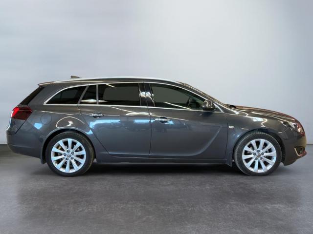 Opel Insignia Sports Tourer image 5