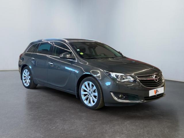 Opel Insignia Sports Tourer image 3