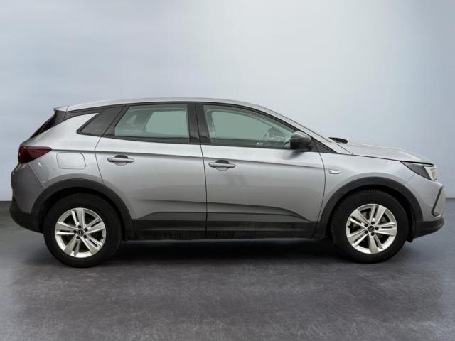 Opel Grandland image 9