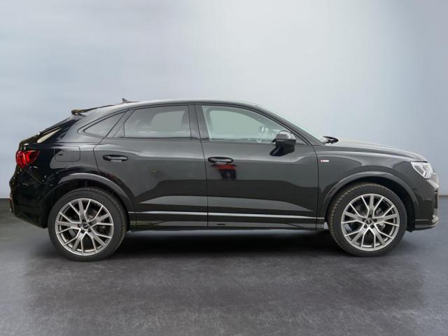 Audi Q3 Sportback image 9