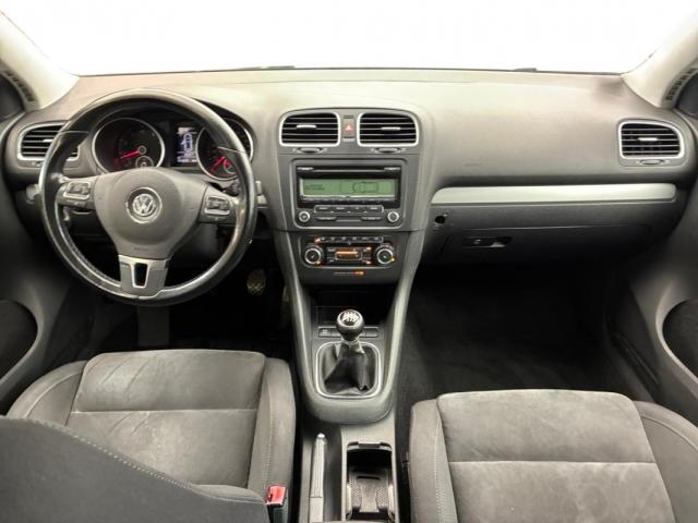 Volkswagen Golf image 8