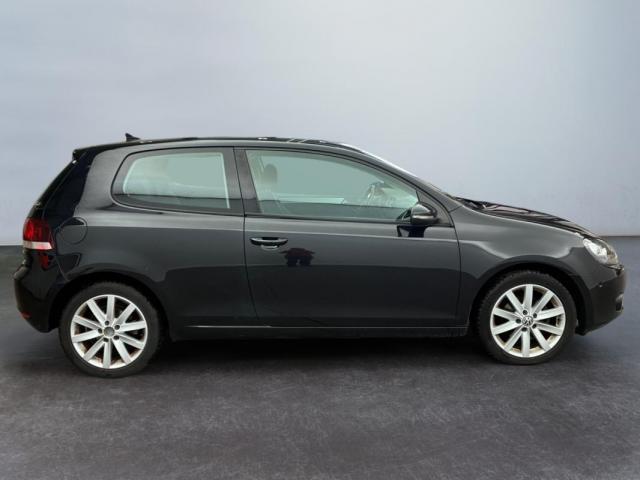 Volkswagen Golf image 6