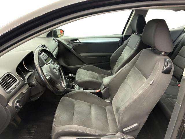 Volkswagen Golf image 9