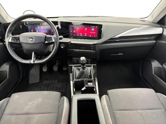 Opel Astra image 8