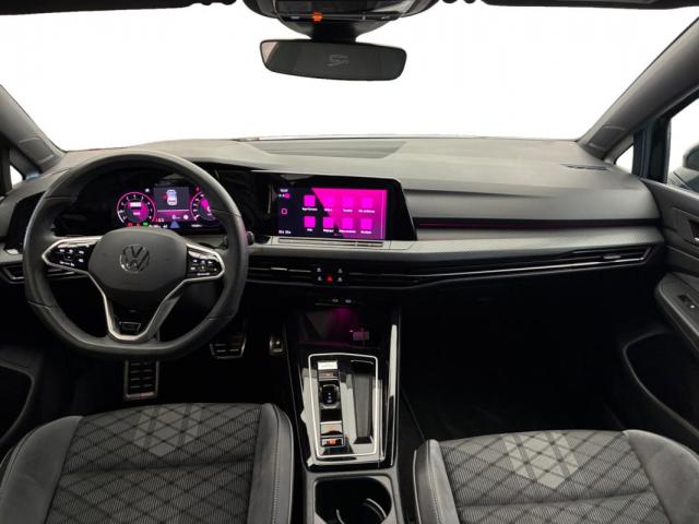 Volkswagen Golf image 6