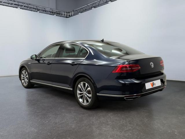 Volkswagen Passat image 7