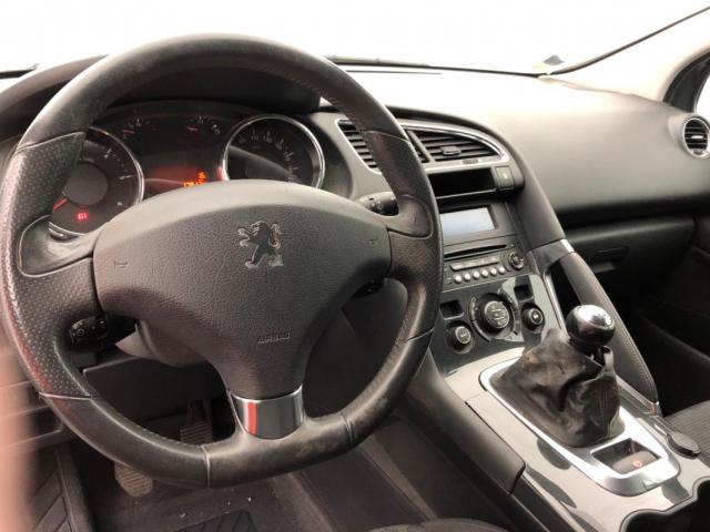 Peugeot 3008 image 6